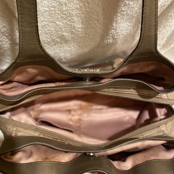 Coach signature purse has lots of pockets still in good condition. - Picture 5 of 11